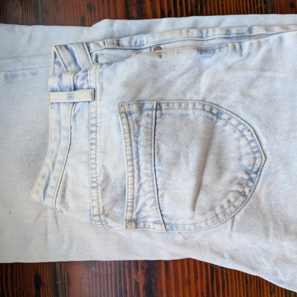 We The Free (Free People) Light Wash Wide Leg Jeans – Raw Hem, Size 26 - Picture 4 of 6